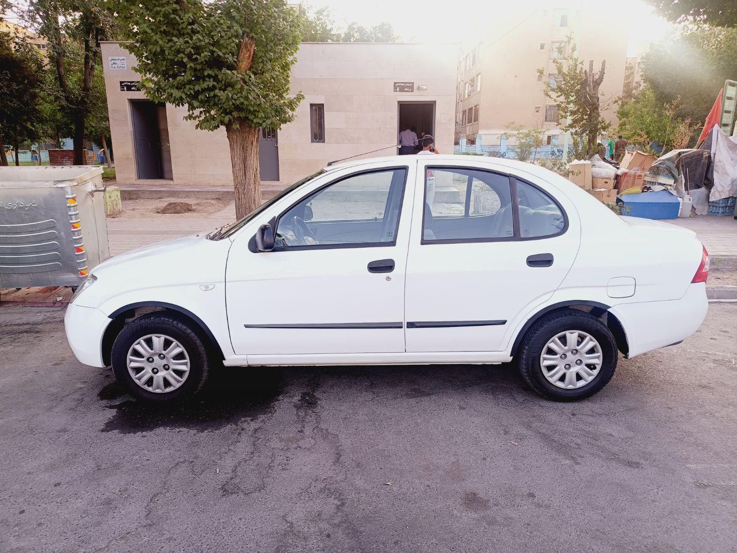 تیبا صندوق دار SX - 1395