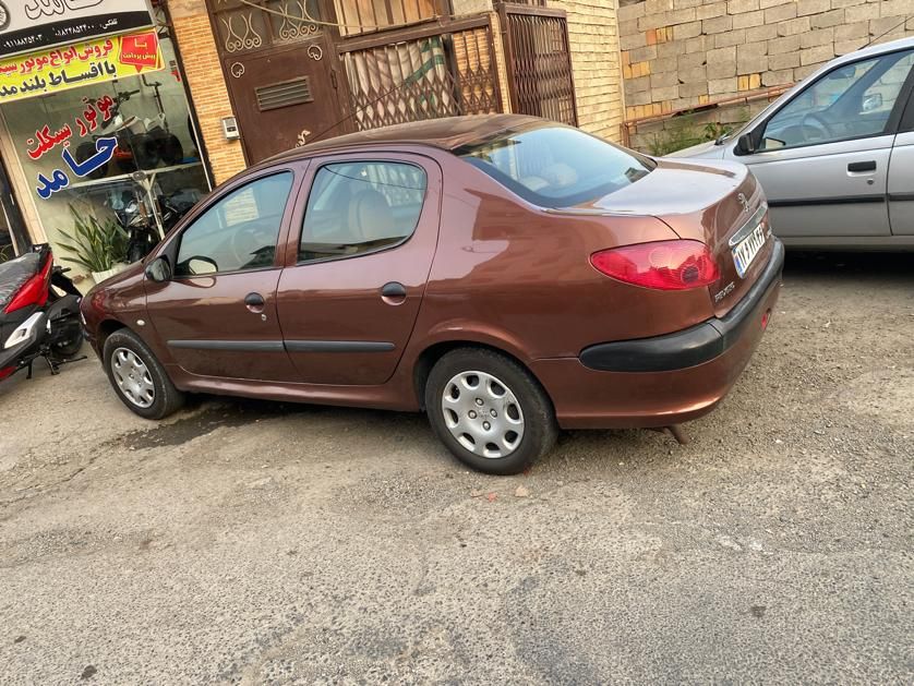 پژو ۲۰۶ صندوق دار v8 - 1389