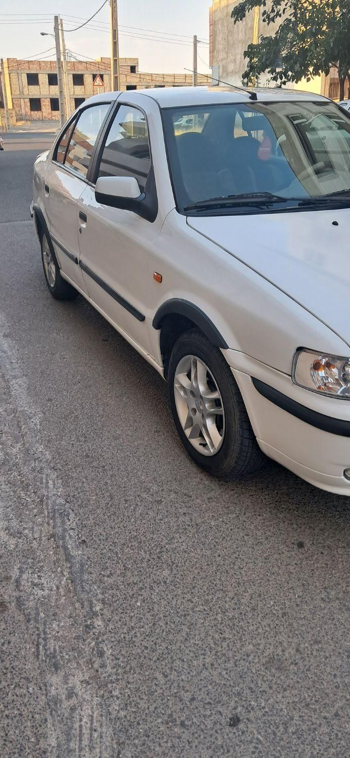 سمند LX XU7 - 1390