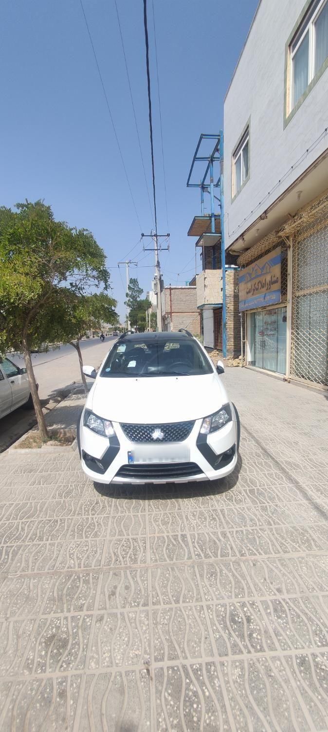 کوییک R دنده‌ای - 1404