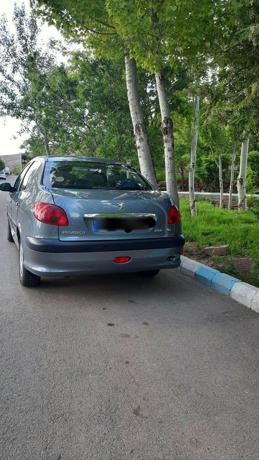 پژو ۲۰۶ صندوق دار v8 - 1399