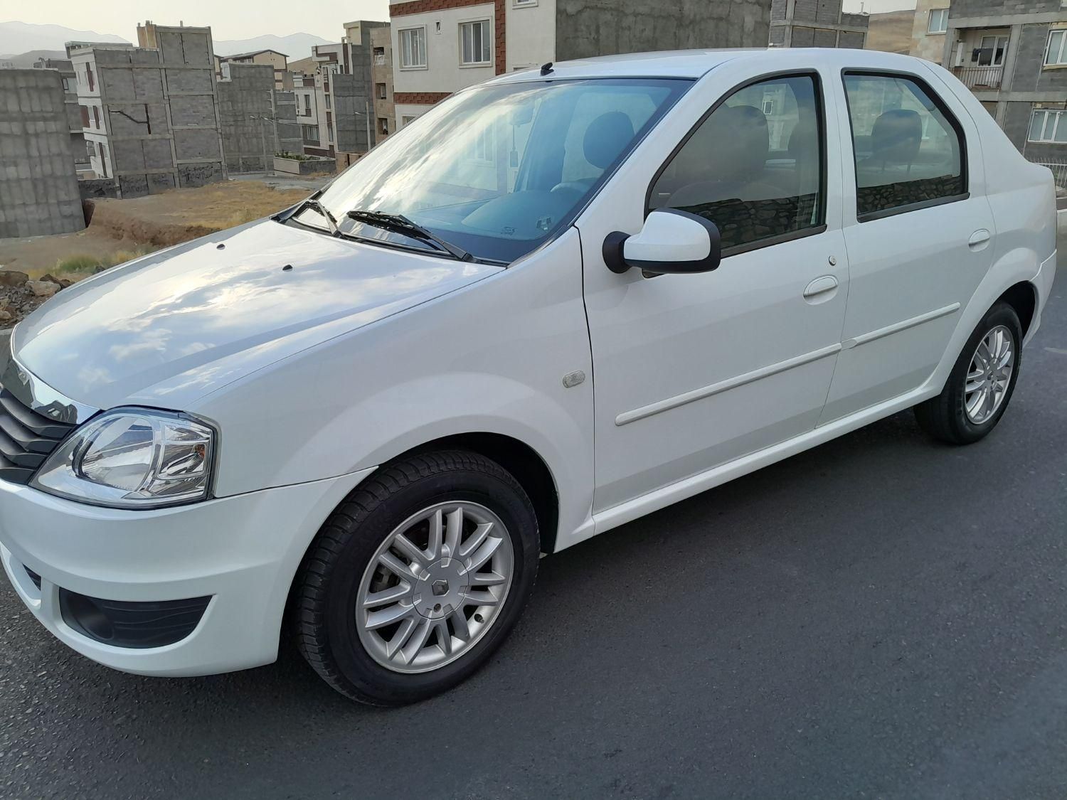 رنو تندر 90 پلاس اتوماتیک - 1397