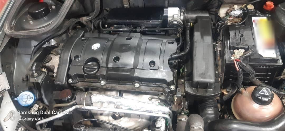 پژو ۲۰۶ صندوق دار v8 - 1395