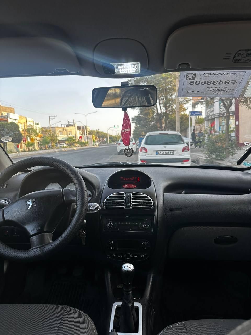 پژو 206 تیپ 5 - 1396