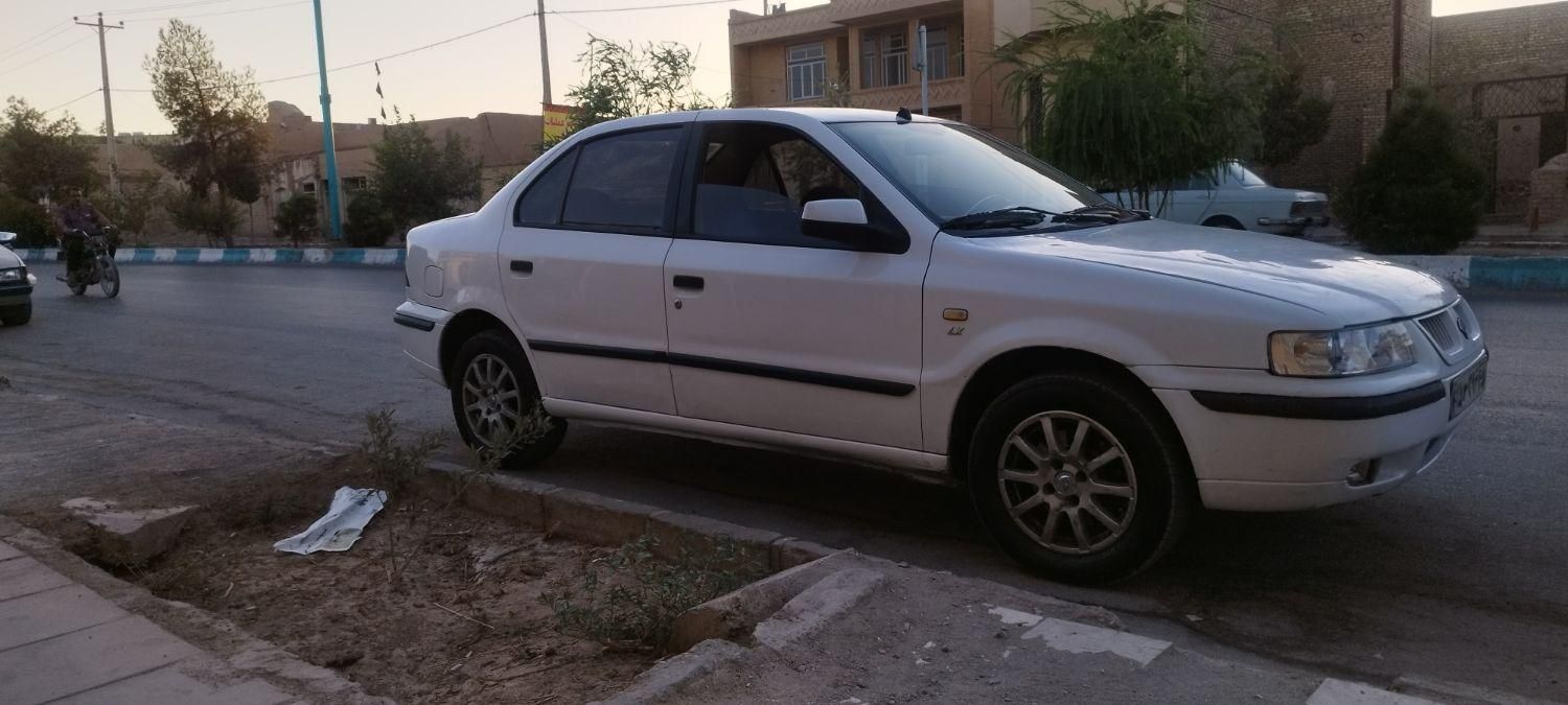 سمند LX XU7 - 1390