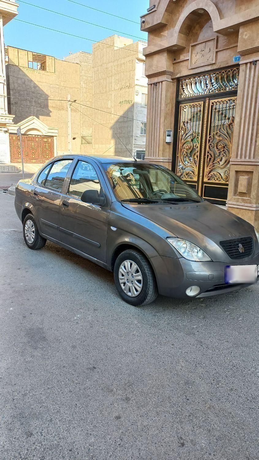 تیبا صندوق دار SX - 1392
