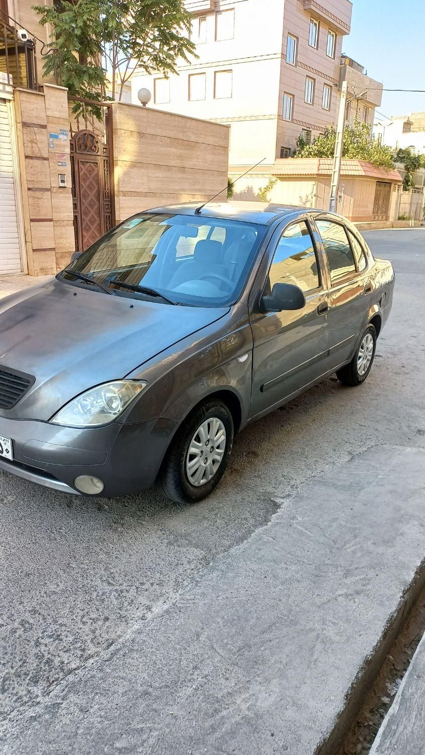 تیبا صندوق دار SX - 1392