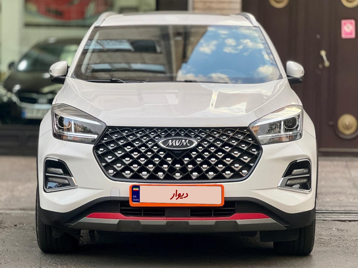 ام وی ام X55 پرو اکسلنت - 1402