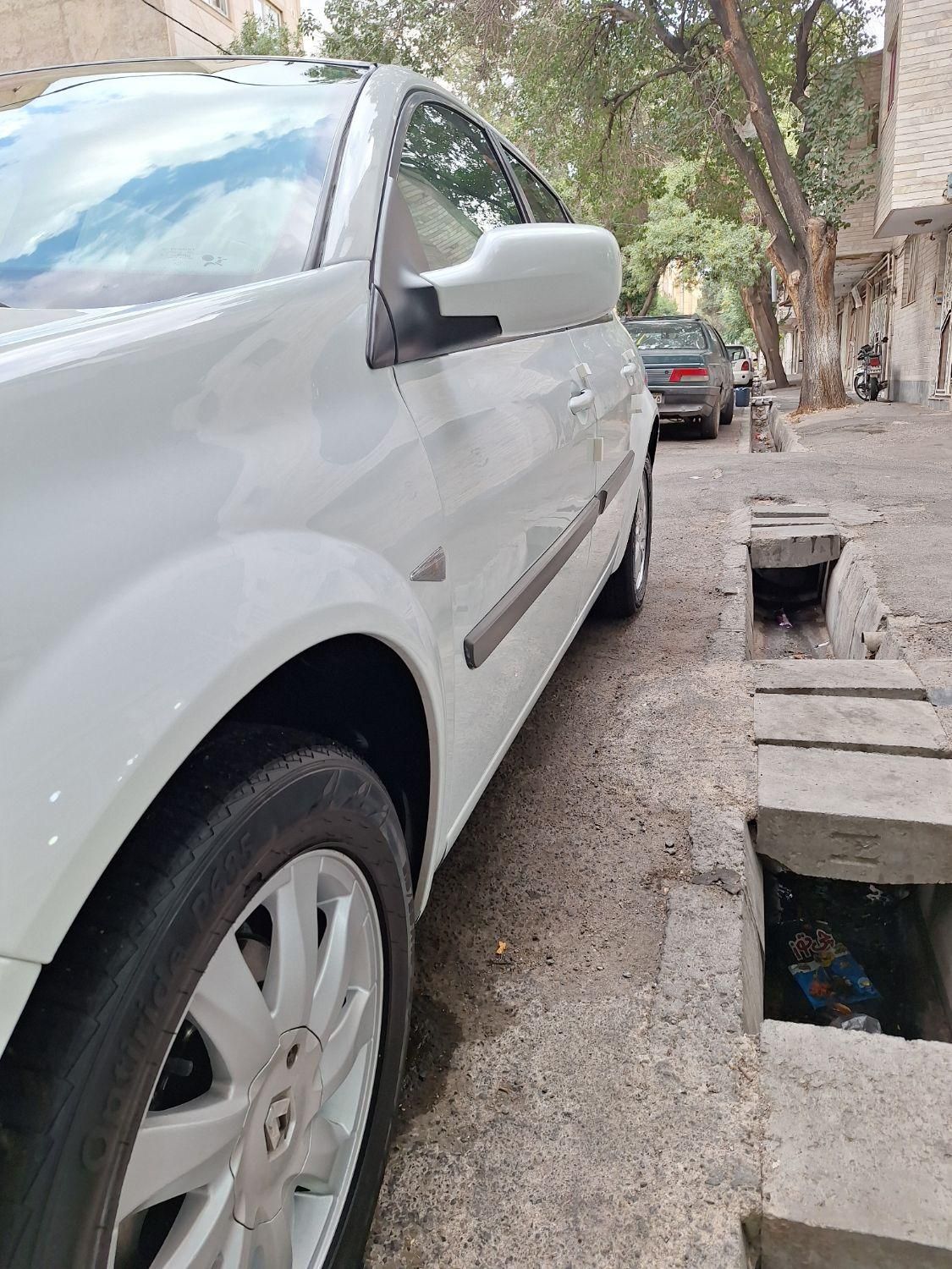 رنو مگان پارس خودرو 2000 - 1390