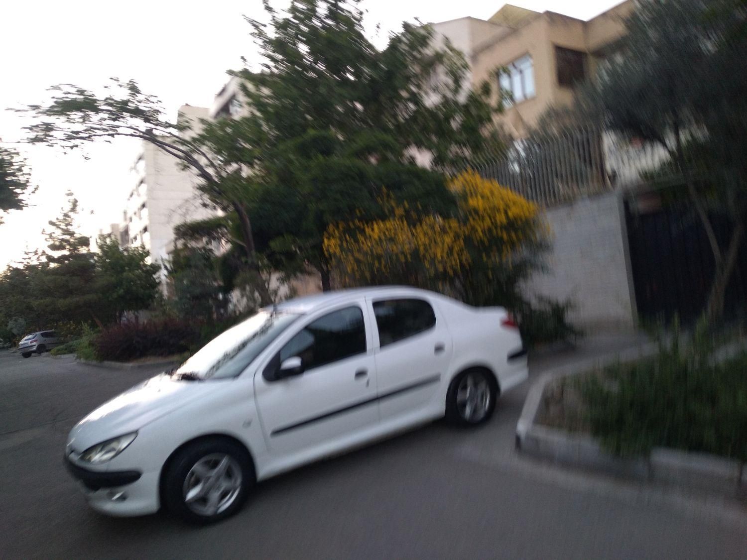 خودرو پژو، ۲۰۶ صندوق دار آگهی ann_19774919