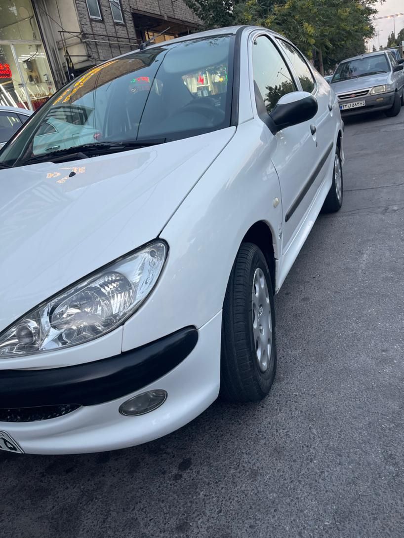 پژو ۲۰۶ صندوق دار v8 - 1395