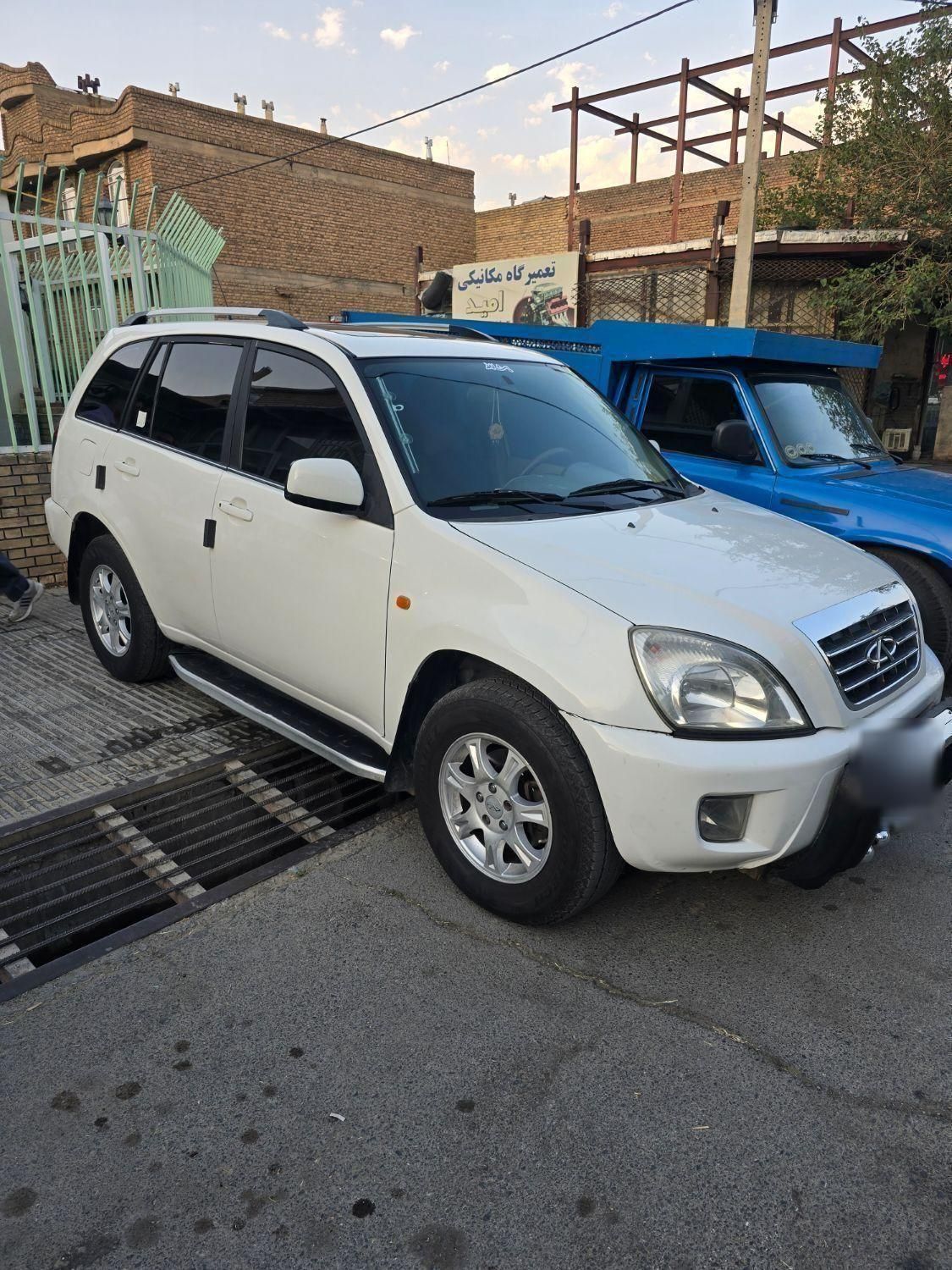 خودرو ام وی ام، X33 آگهی ann_19774968