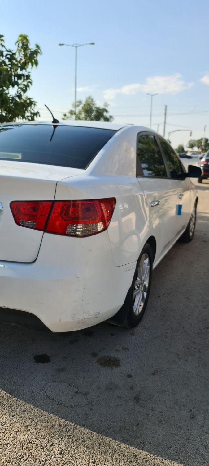 کیا سراتو 2.0 لیتر اتوماتیک GT لاین - 2016