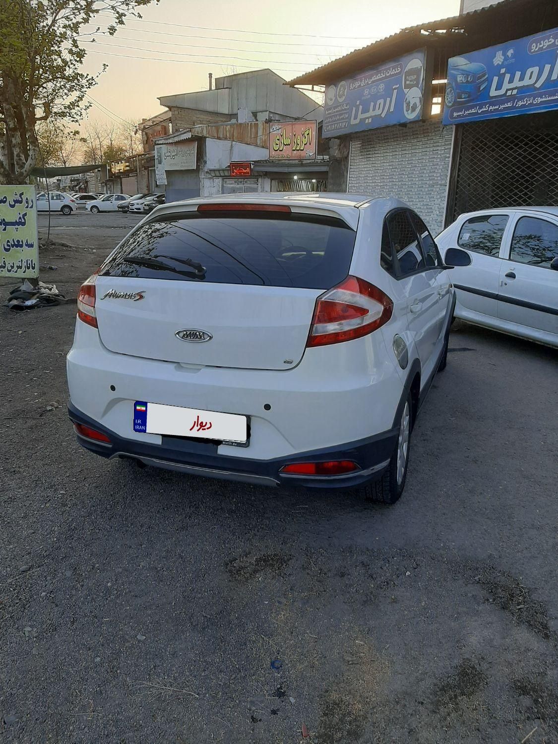 ام وی ام 315 هاچ بک اسپرت لاکچری - 1396