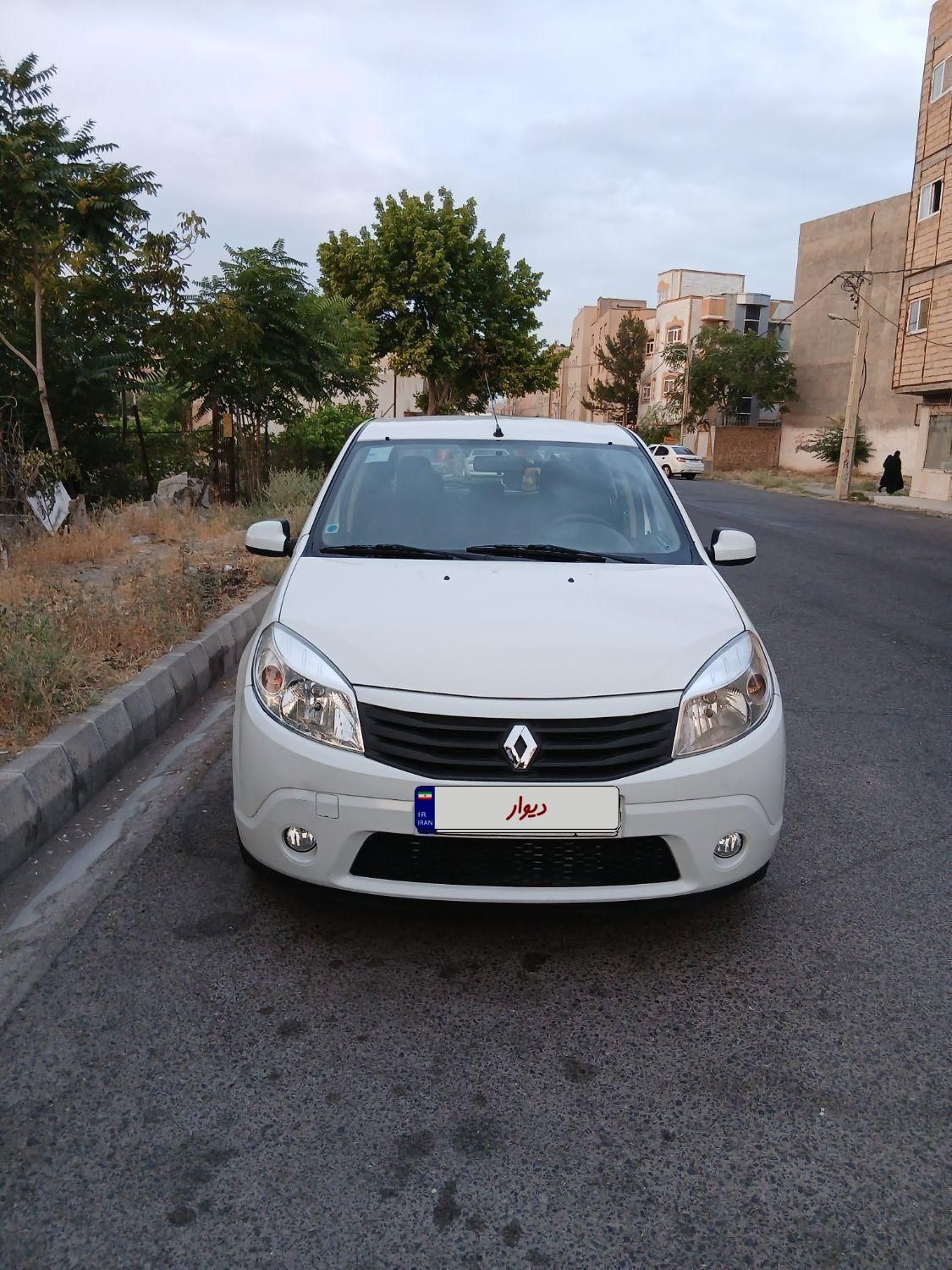 خودرو رنو، ساندرو آگهی ann_19775848