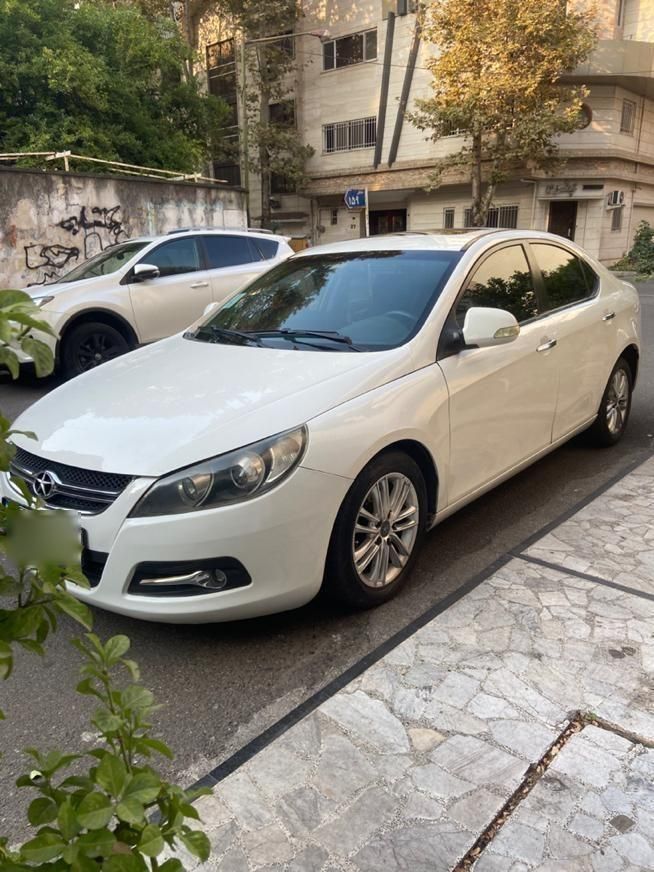 جک J5 اتوماتیک - 1395