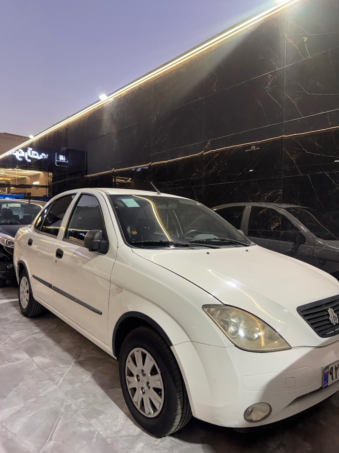 تیبا صندوق دار SX - 1399