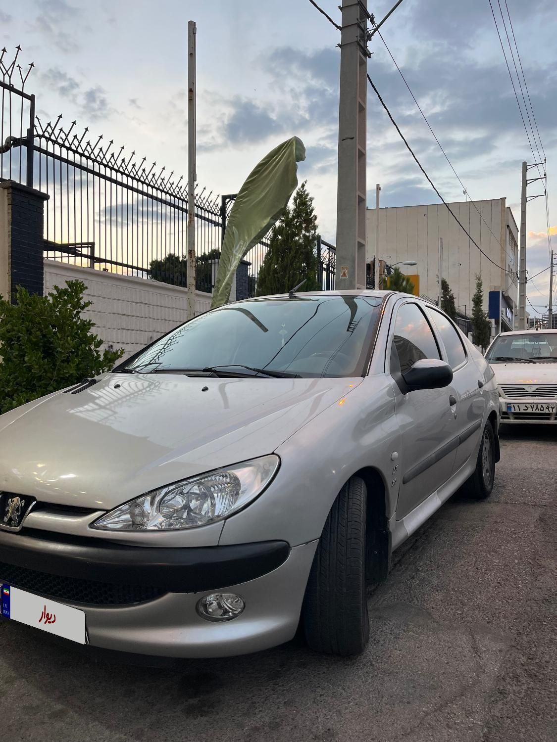 پژو ۲۰۶ صندوق دار v8 - 1388