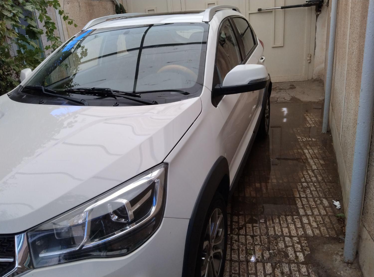 خودرو ام وی ام، X22 آگهی ann_19776637
