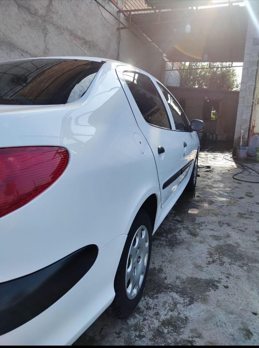 پژو ۲۰۶ صندوق دار v8 - 1394