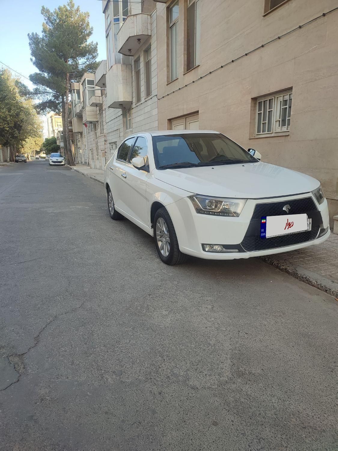 دنا پلاس تیپ ۲ سانروف ۴ ایربگ - 1399