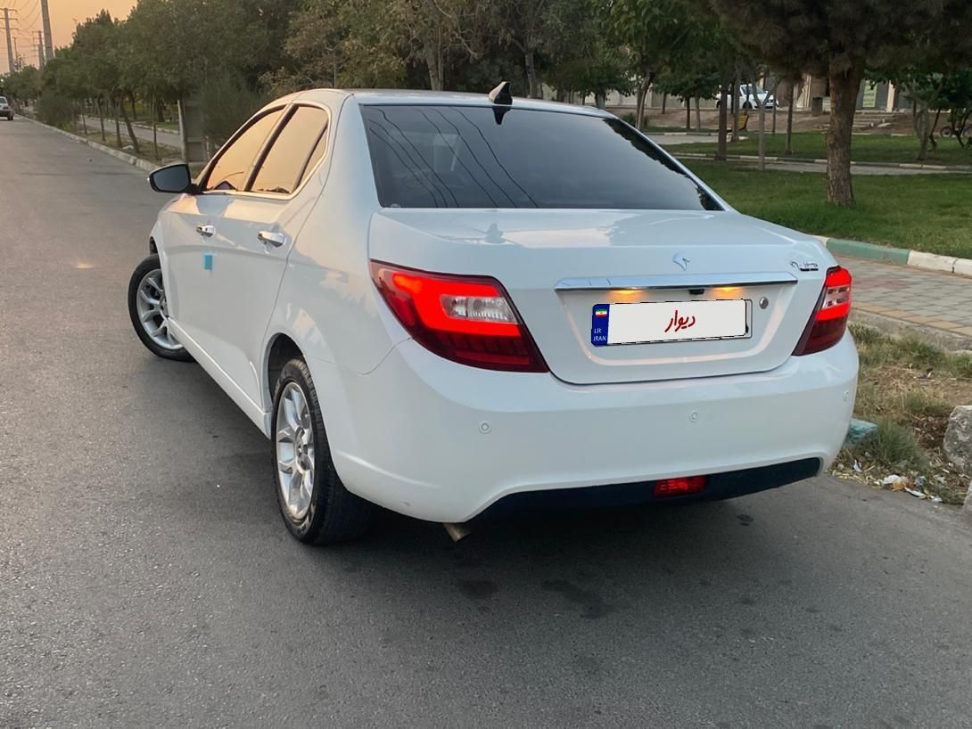 دنا پلاس توربو 6 دنده - 1401