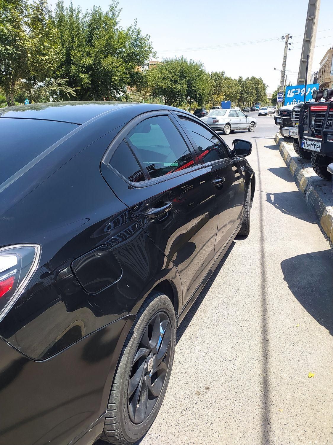 ام جی 6 لیفت بک GT فیس قدیم - 2014