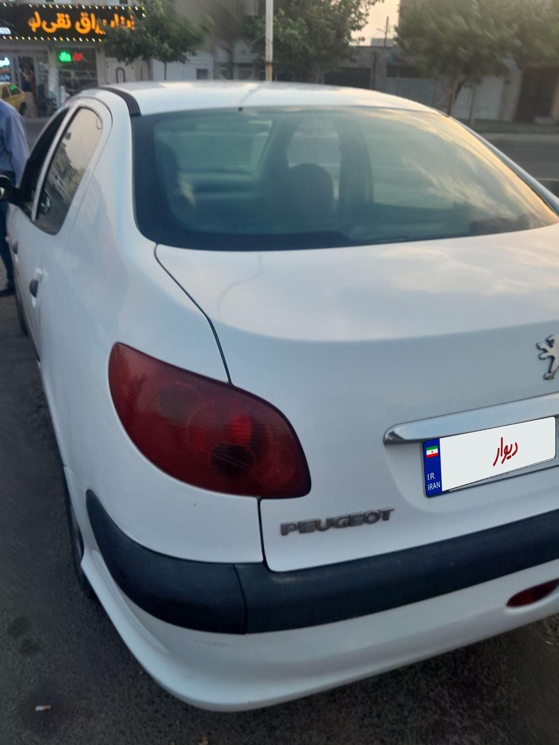 خودرو پژو، ۲۰۶ صندوق دار آگهی ann_19777148