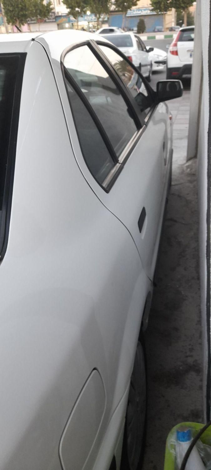 سمند LX XU7 - 1400