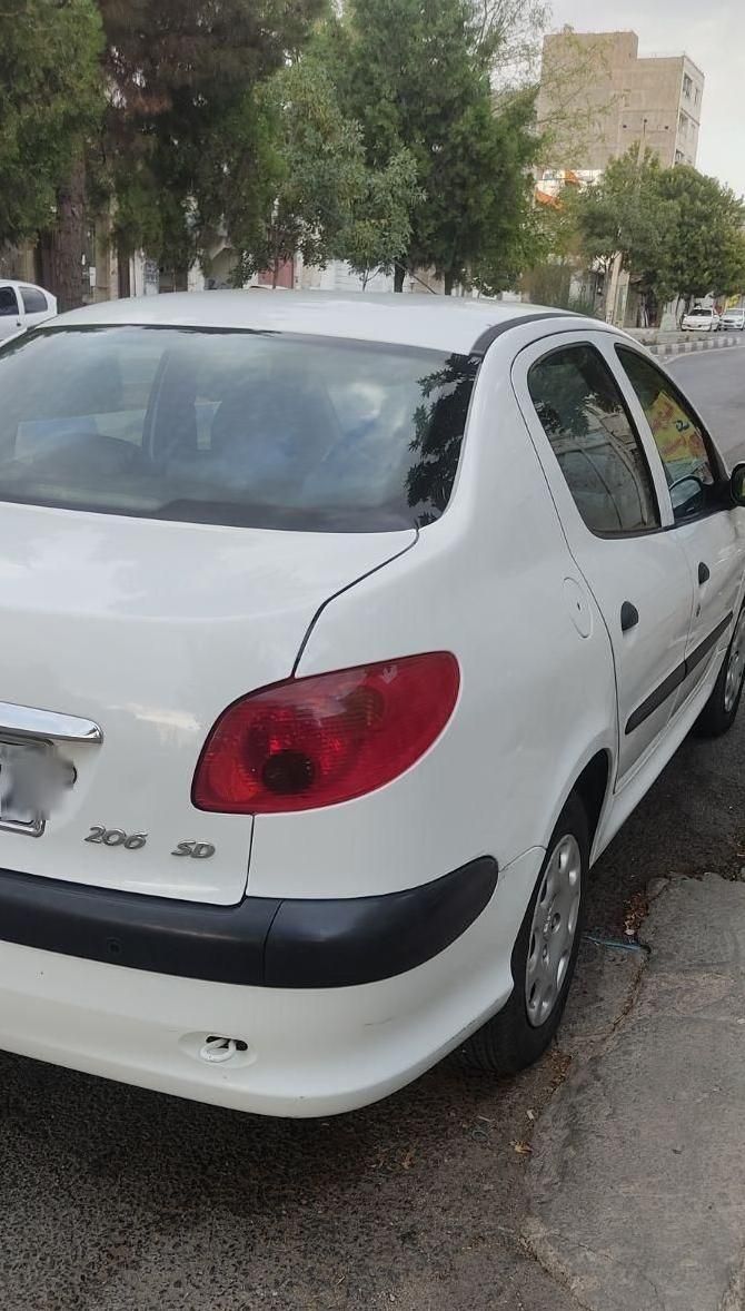 پژو ۲۰۶ صندوق دار v8 - 1396