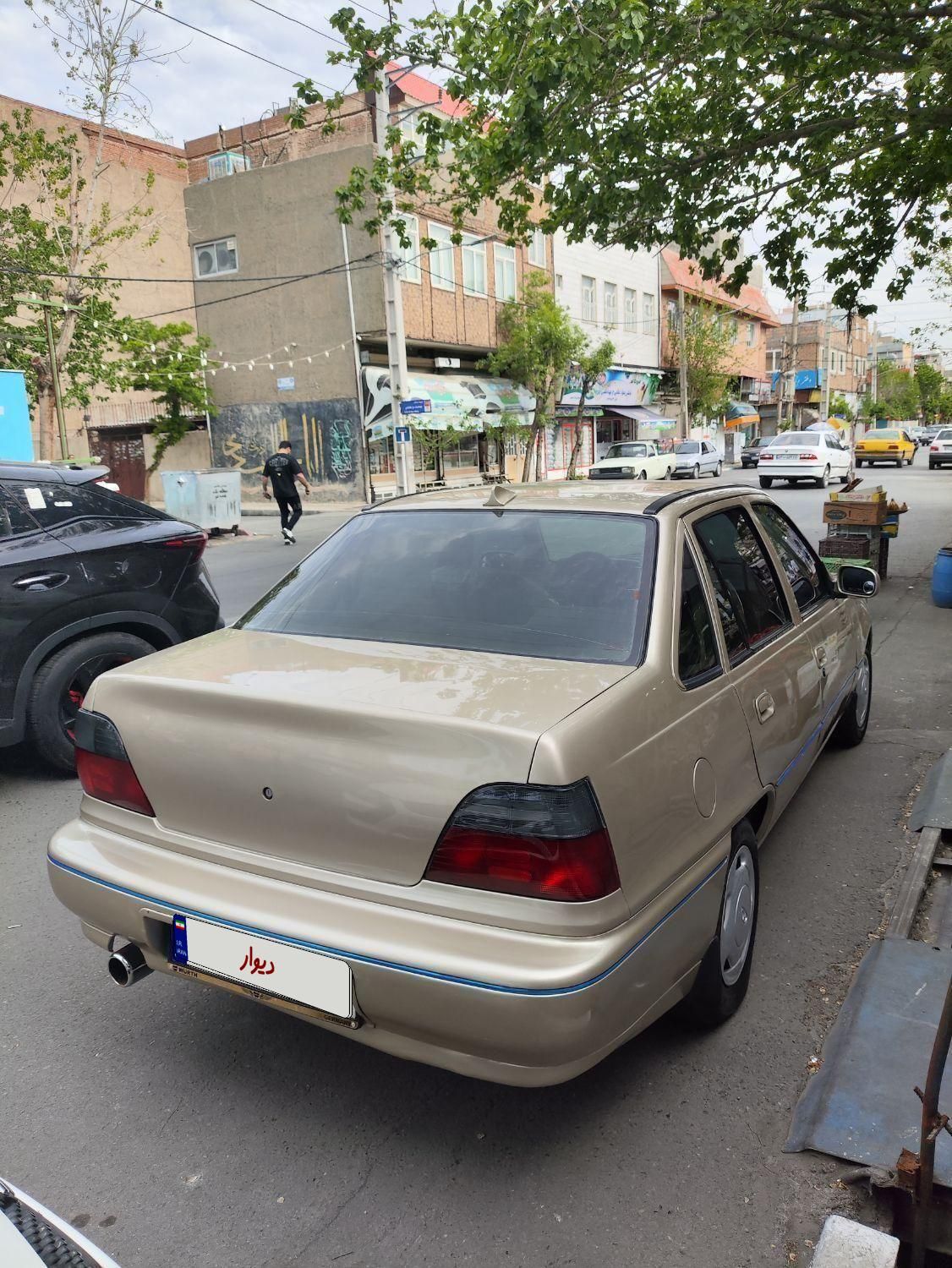 دوو سیلو سدان - 1379