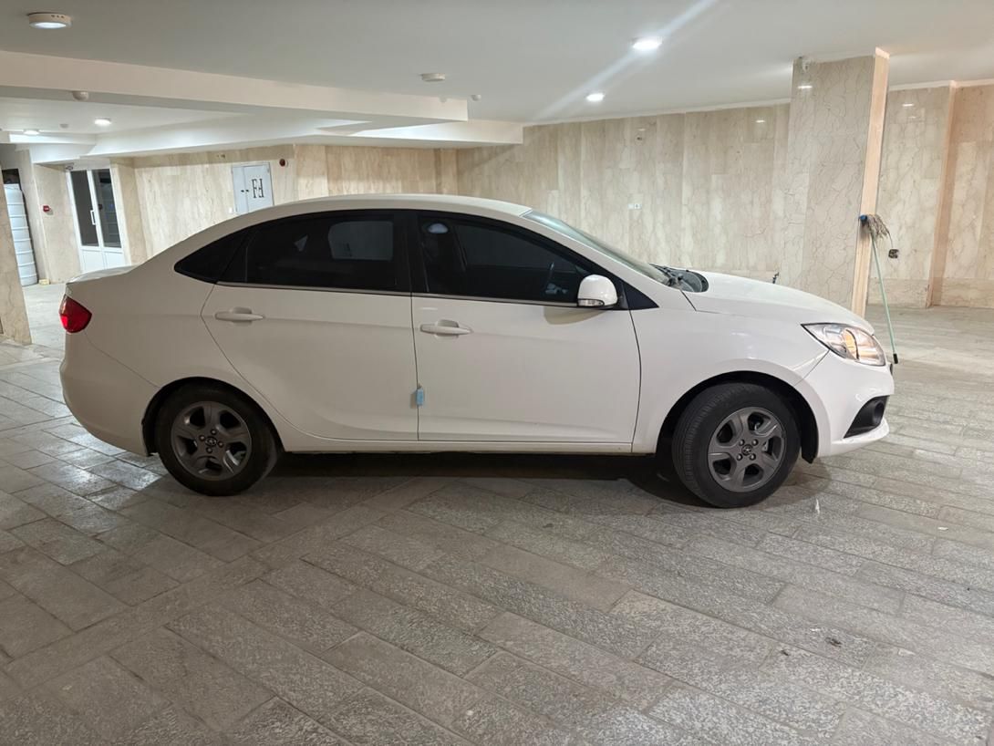 جک J4 اتوماتیک ساده - 1401