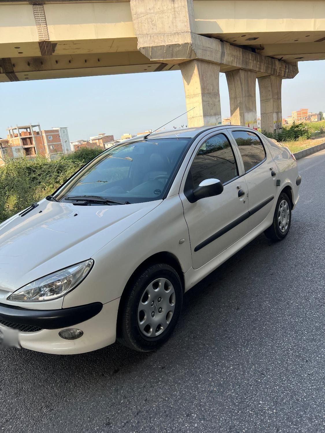 پژو ۲۰۶ صندوق دار v8 - 1396