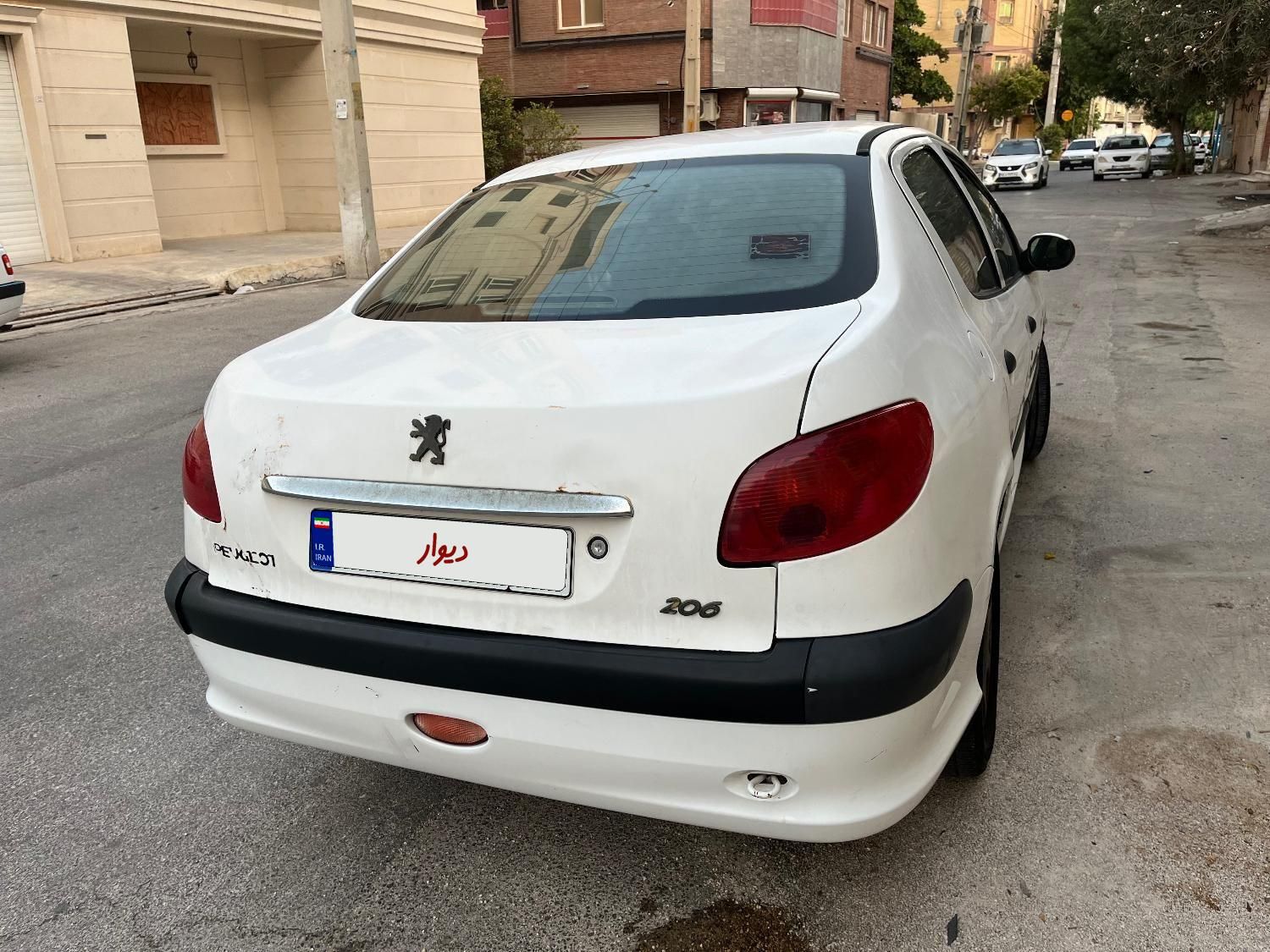 پژو ۲۰۶ صندوق دار v8 - 1395