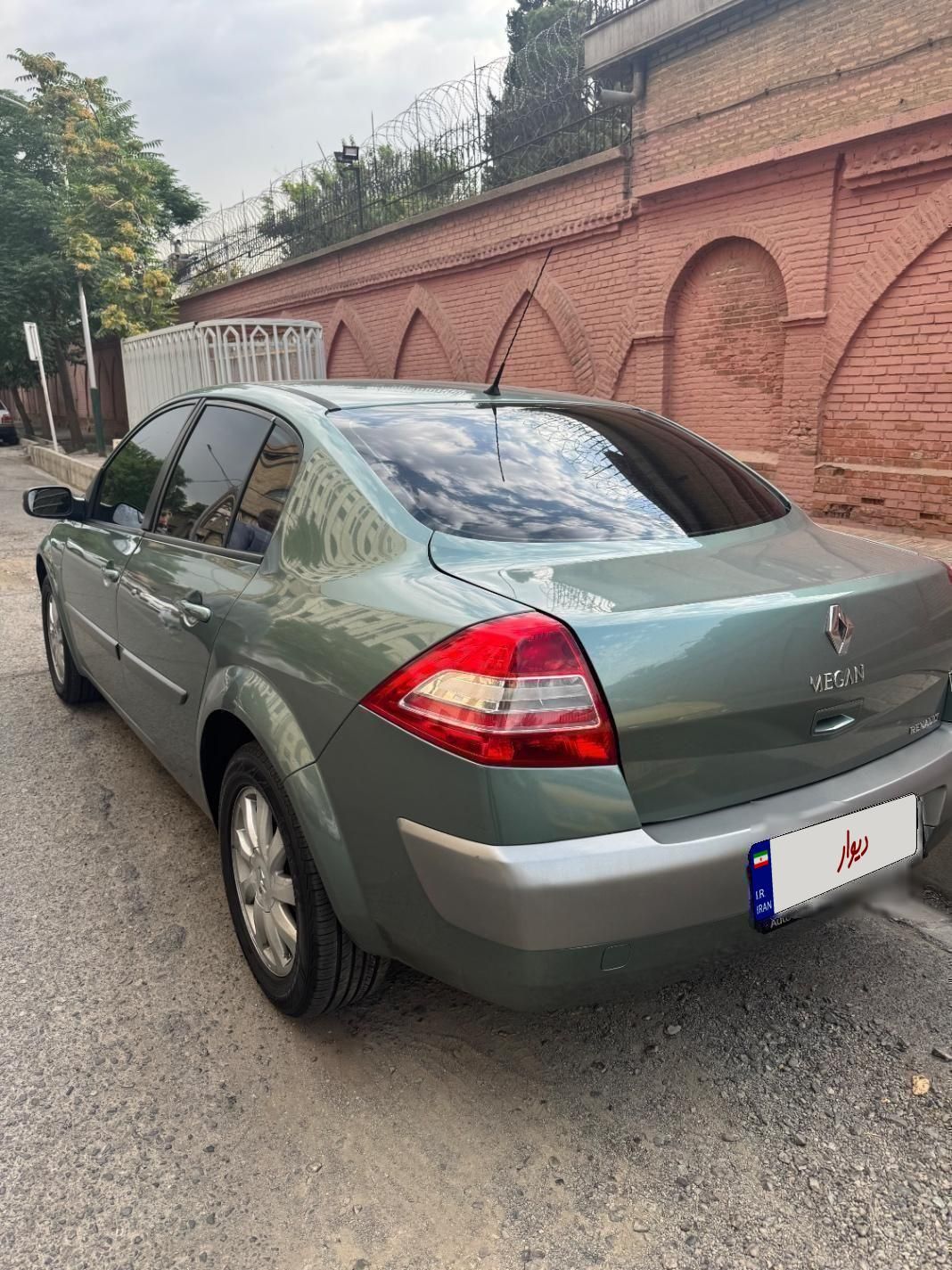 رنو مگان پارس خودرو 2000 - 1389