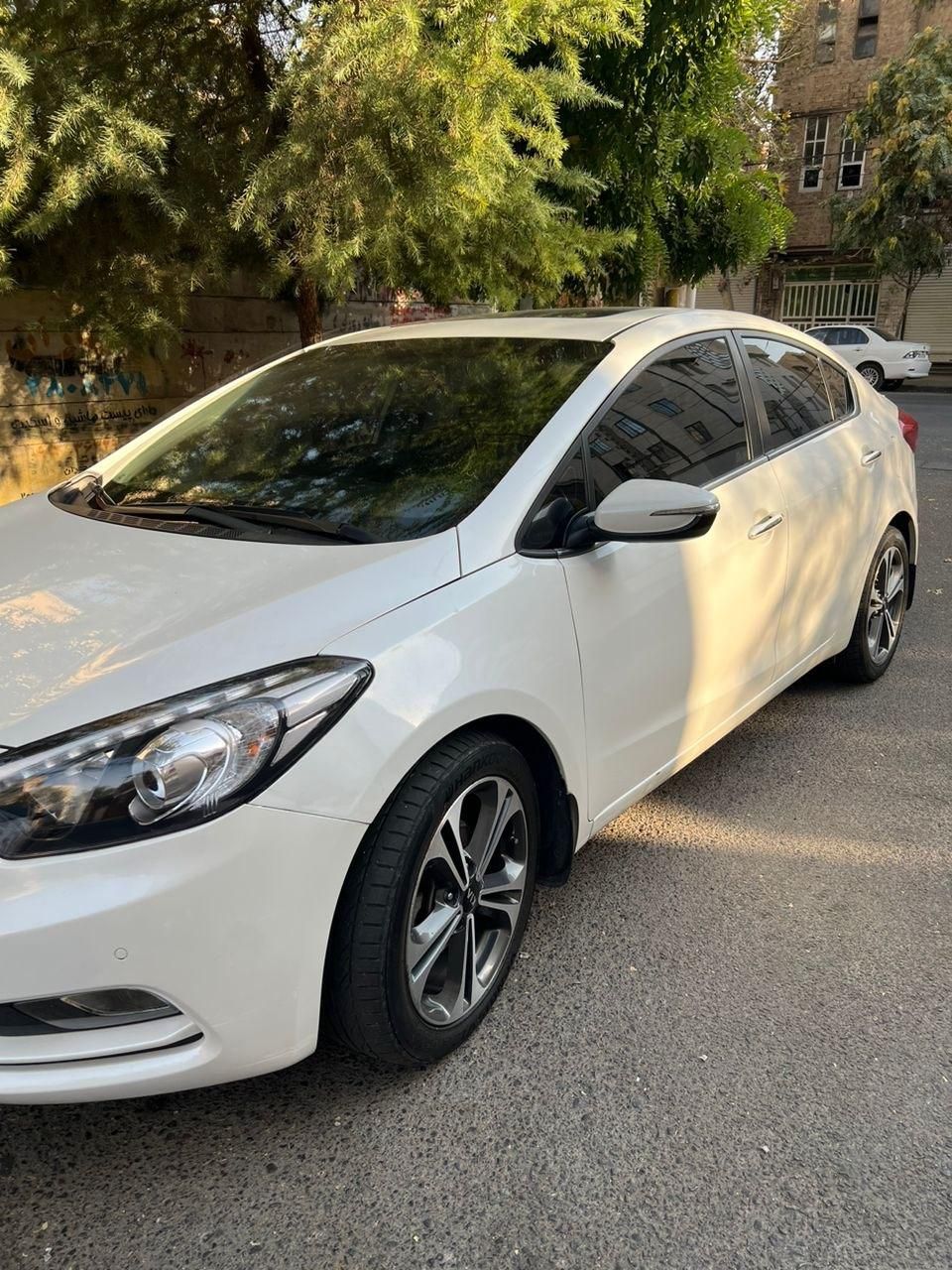 کیا سراتو 2.0 لیتر اتوماتیک GT لاین - 2014