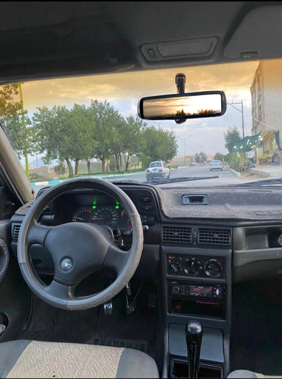 دوو سیلو سدان - 1382