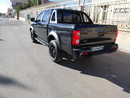 خودرو کی ام سی، T8 آگهی ann_19778899