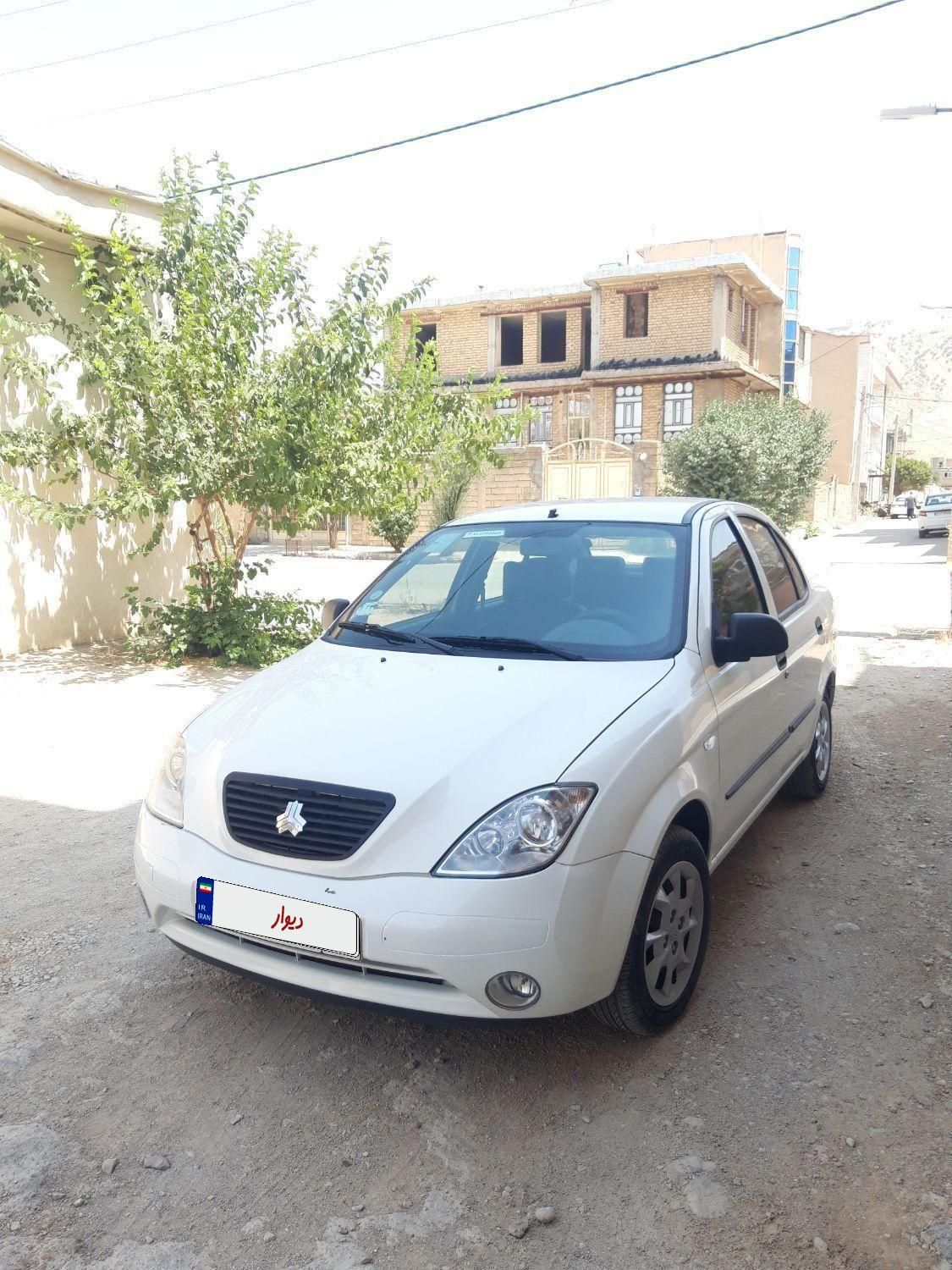تیبا صندوق دار SX - 1400