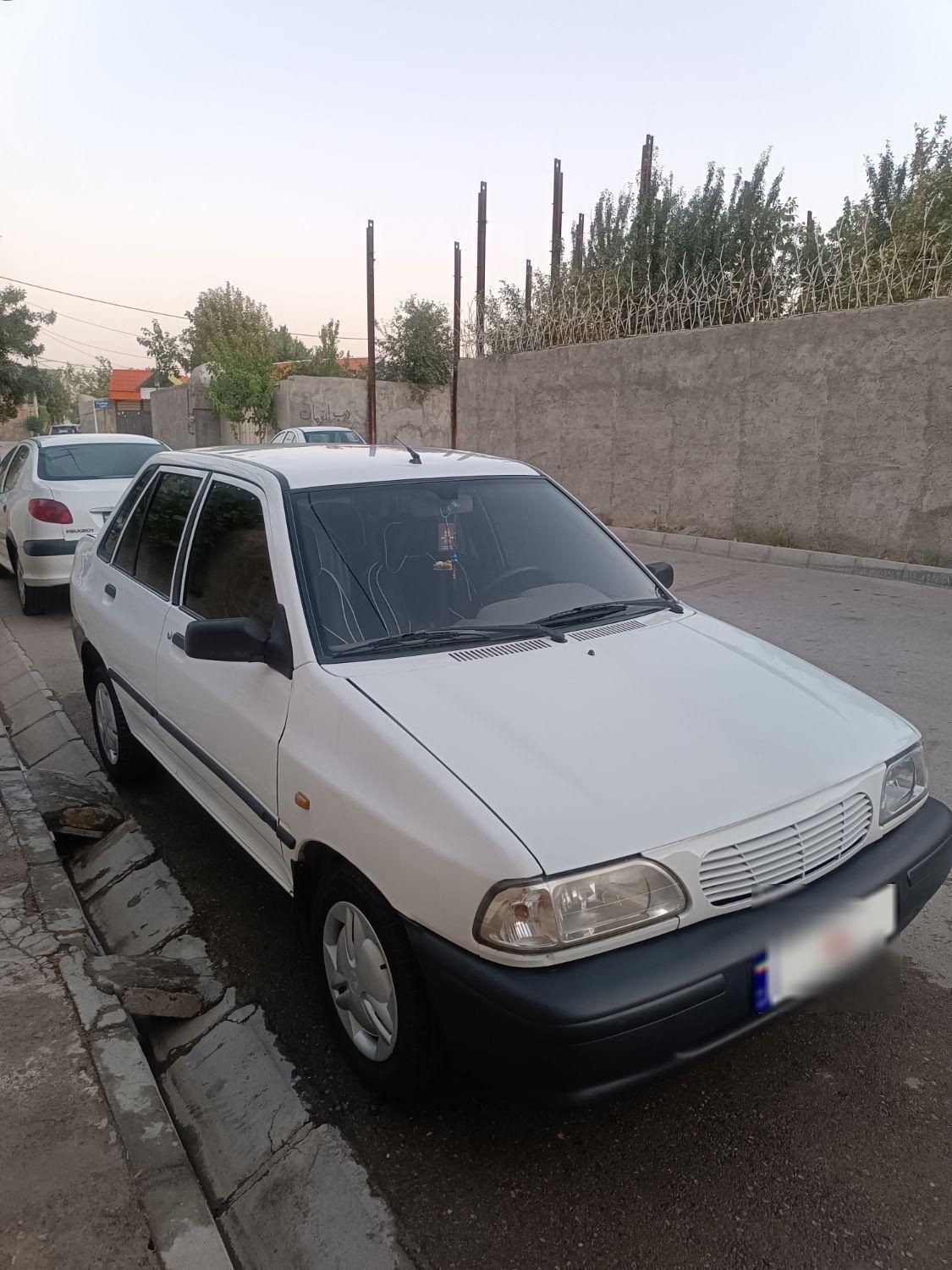 خودرو پراید، 131 آگهی ann_19779427