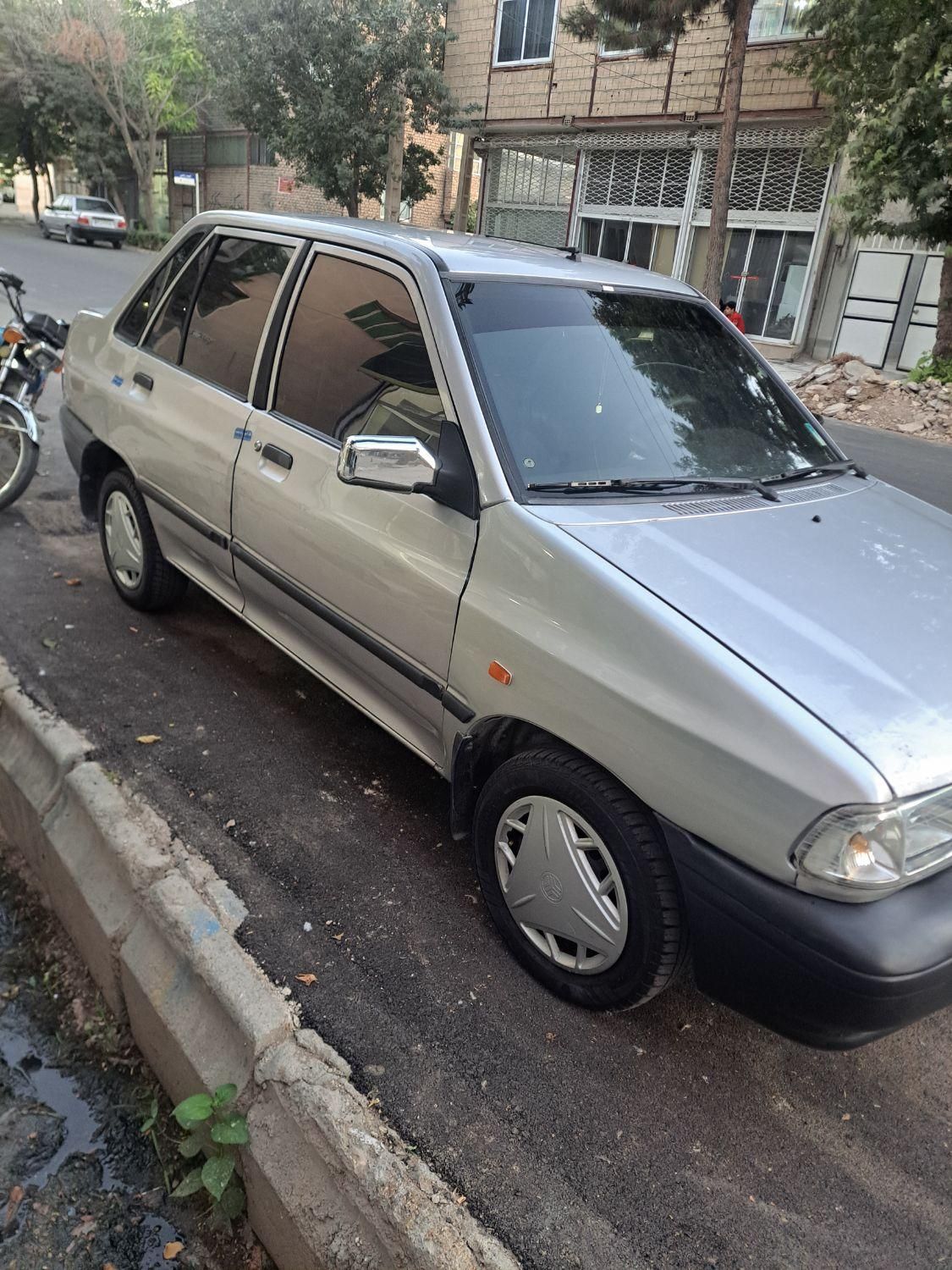 پراید 131 SE - 1392