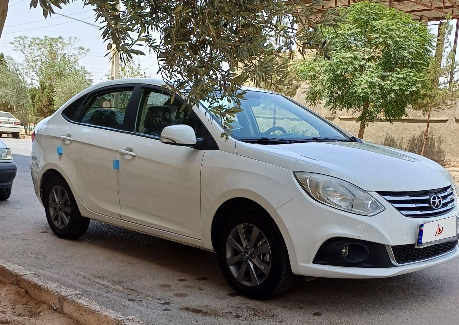 جک J4 اتوماتیک ساده - 1402