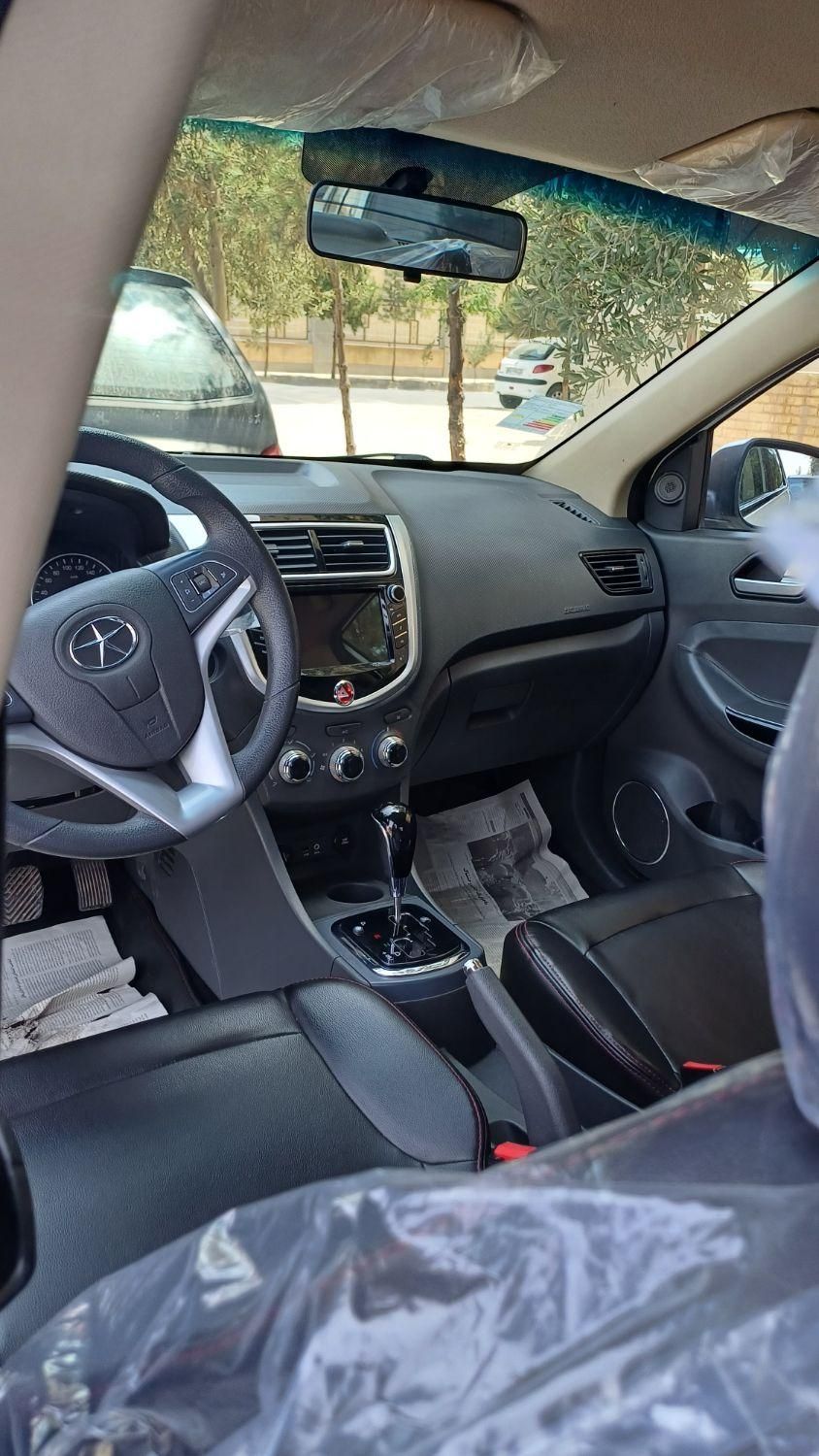 جک J4 اتوماتیک ساده - 1402