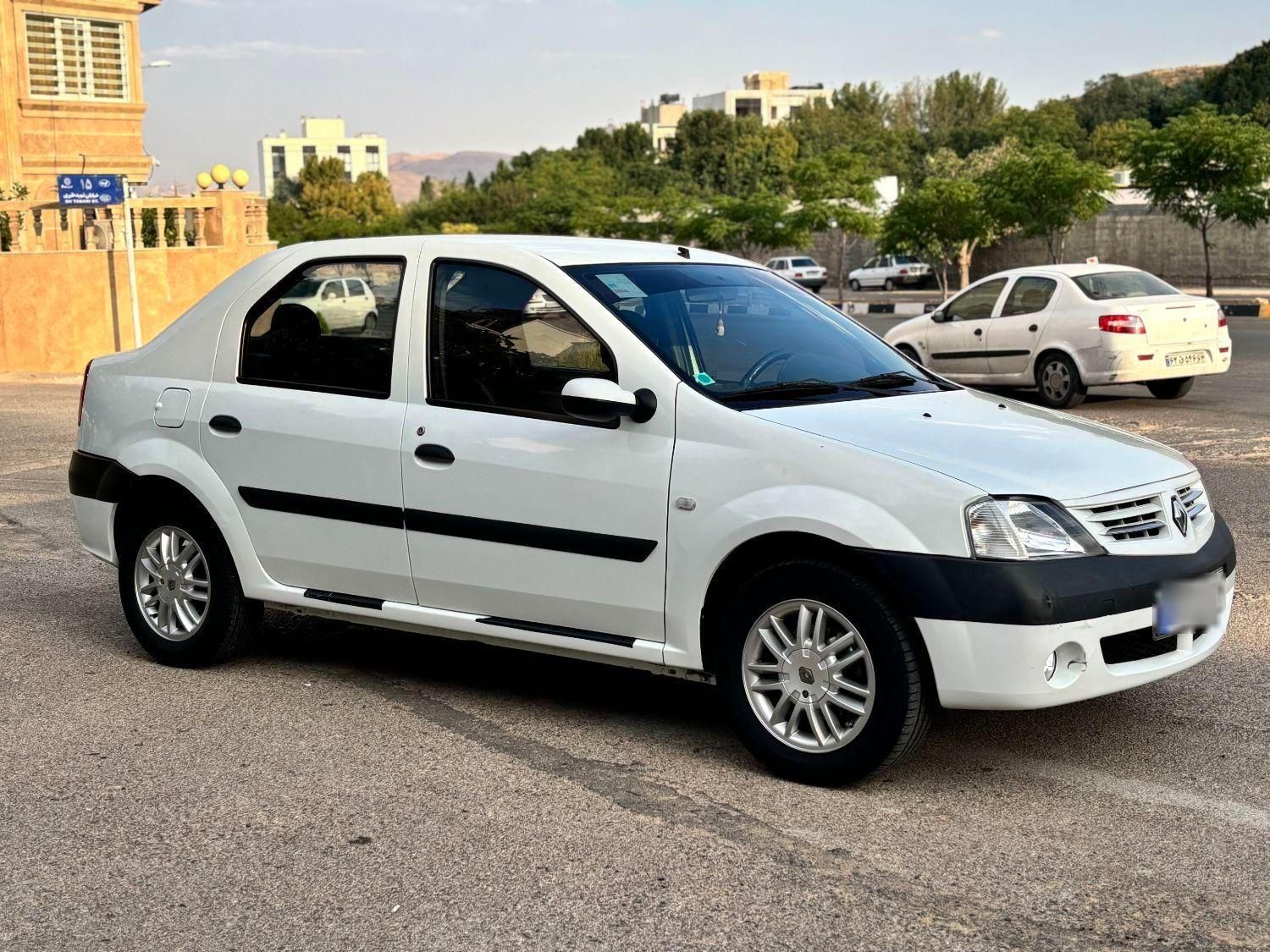 خودرو رنو، پارس تندر آگهی ann_19779696