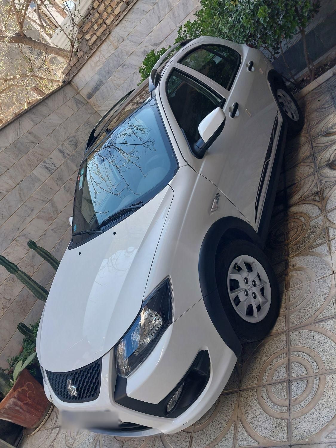 خودرو کوییک، R آگهی ann_19779732