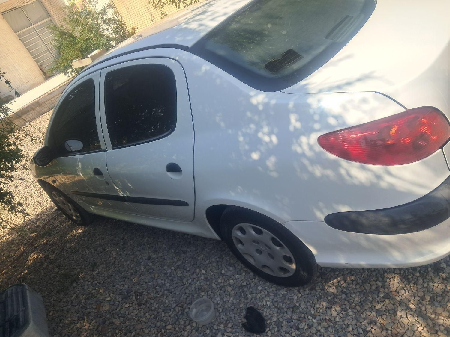 پژو ۲۰۶ صندوق دار v8 - 1394