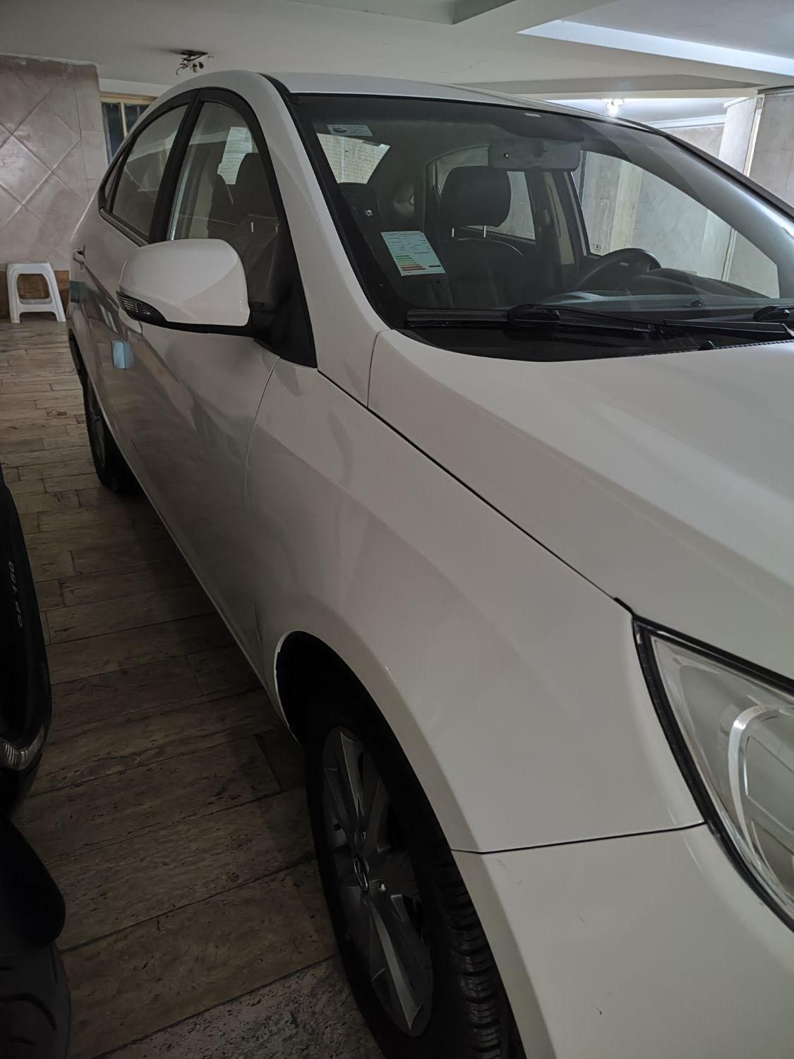 جک J4 اتوماتیک ساده - 1403