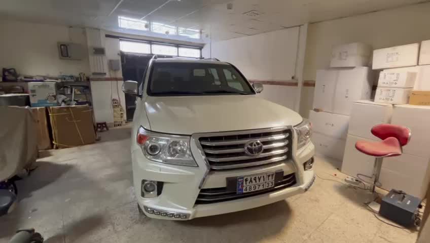 تویوتا لندکروز VXR نسل ۵ - 2014