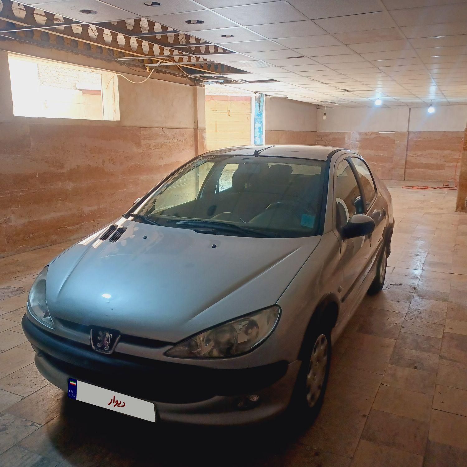 پژو ۲۰۶ صندوق دار v8 - 1390