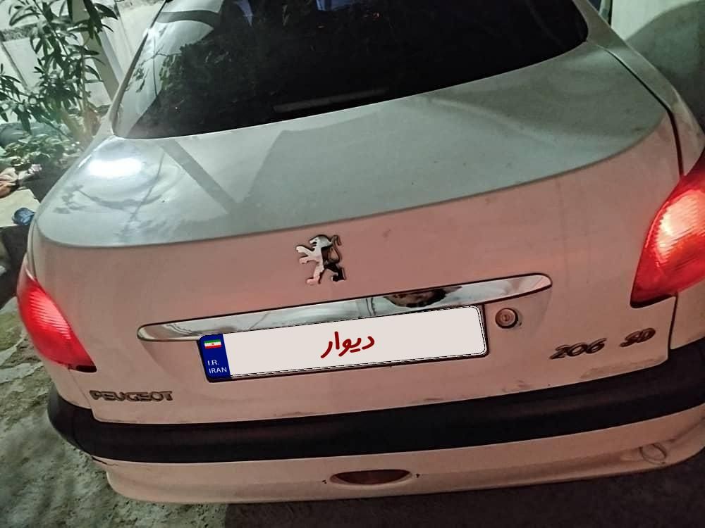 پژو ۲۰۶ صندوق دار v8 - 1396